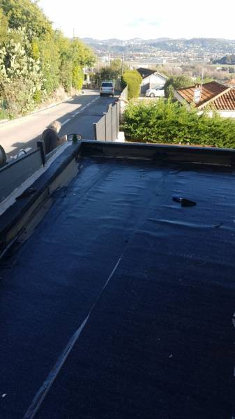 Réalisation d’une étanchéité d’un toit terrasse sur environ 45 m² à Vallauris