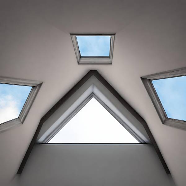 changement de fenêtre de toit velux par un artisan zingueur