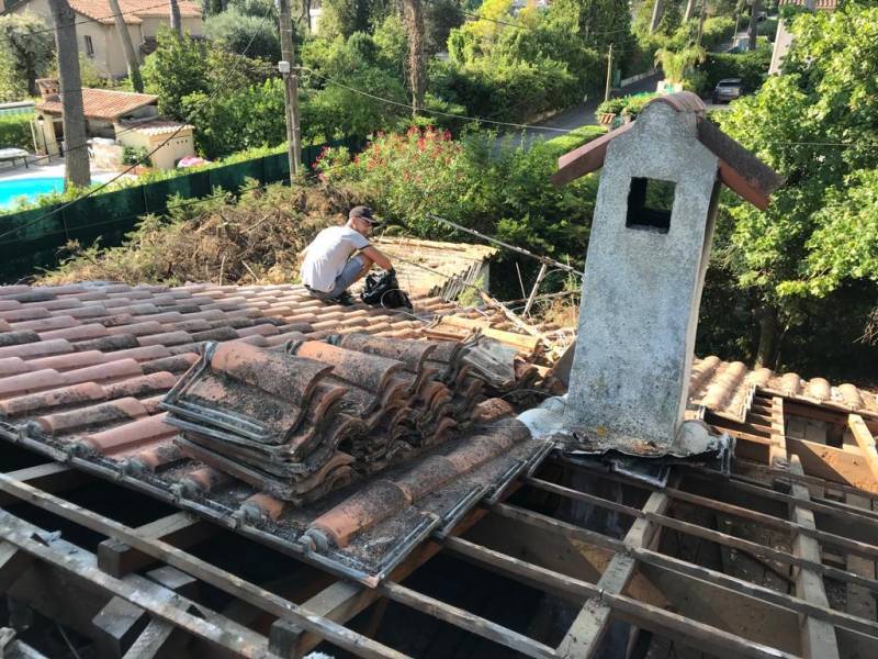 Réfection de l'abergement de cheminée et des solins